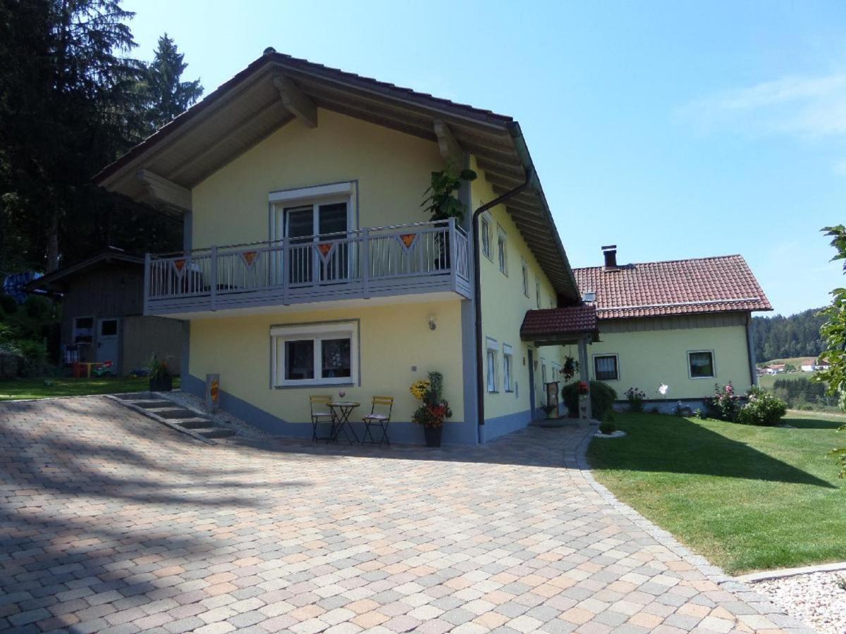 Fw & Fh Luesselfeld Apartment Zwiesel Luaran gambar